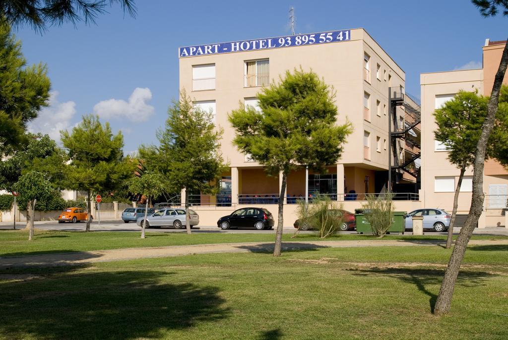 Apart Hotels Mar Blava Cubelles Buitenkant foto